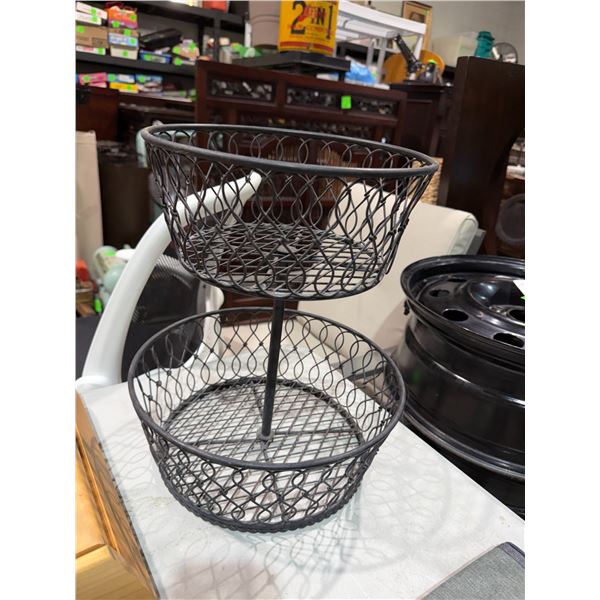 Fruit basket