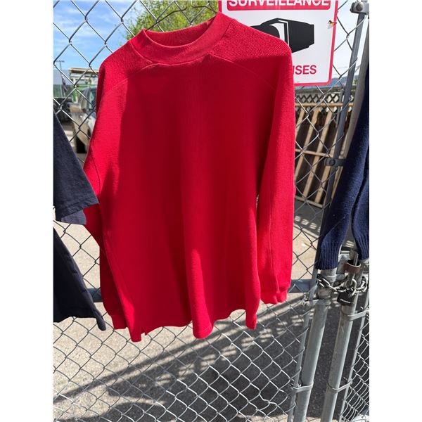 Gap sweater size small