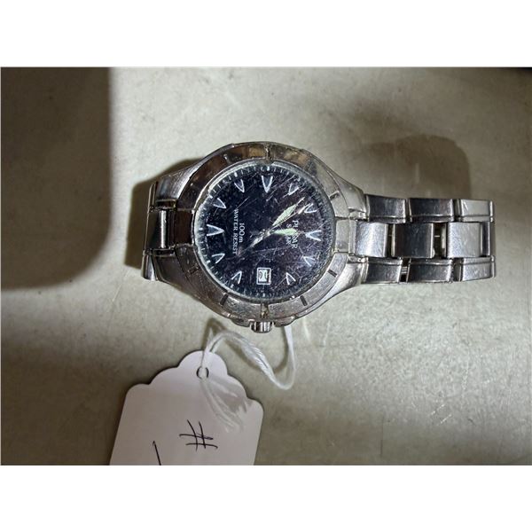 PULSAR  solar powered 100 M watch working