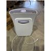 Image 1 : Air filtering item