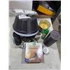 Image 1 : Bug zapper and other insect items