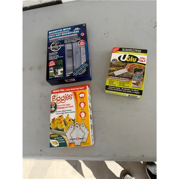 Magnetic mesh screen door, carpet holder and eggies