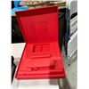 Image 1 : Louis Vuitton box with paper