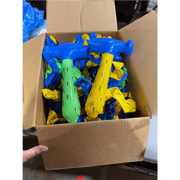 Squeaky hammers