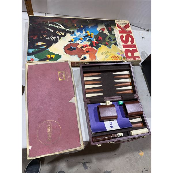 Backgammon risk in Scrabble