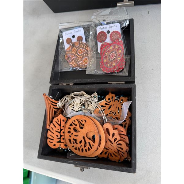 Assorted costume jewelry