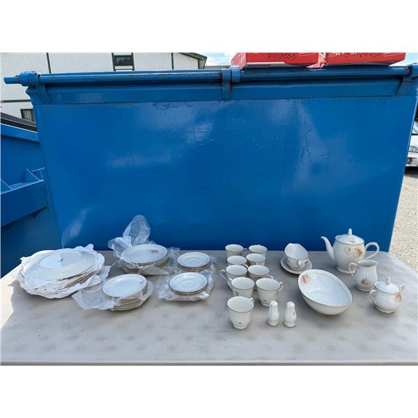 NORITAKE ivory China devotion