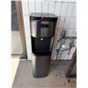 Image 1 : Bottom mount water machine