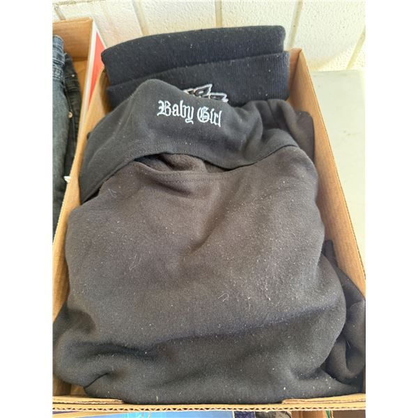 Hoodie and toque size small