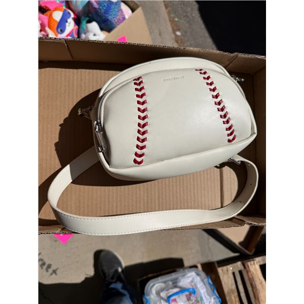 BOSTANTEN purse