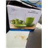 Image 1 : Dinnerware set