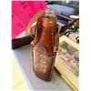 Image 2 : Leather bottle case with bottle