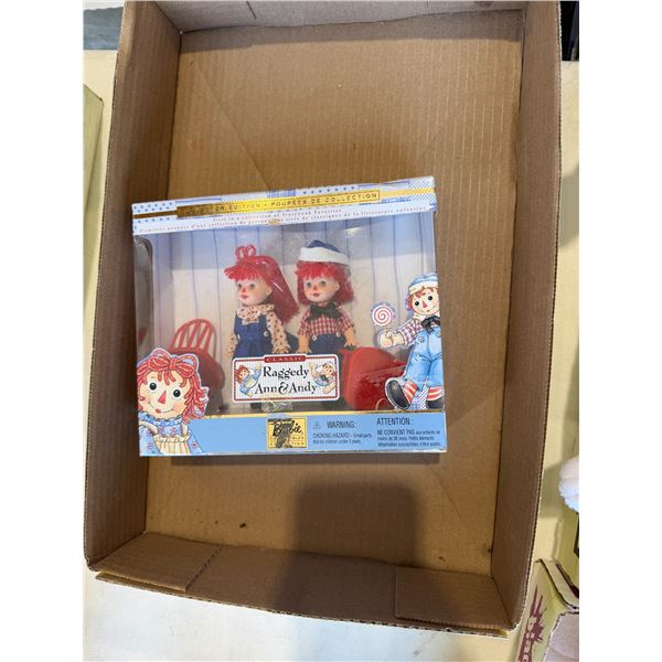 Classic Raggedy Ann and Andy