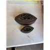 Image 1 : Antique irons