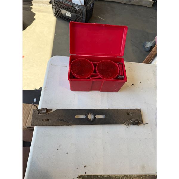 Saw a blade and reflectors