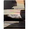 Image 7 : Box of Records