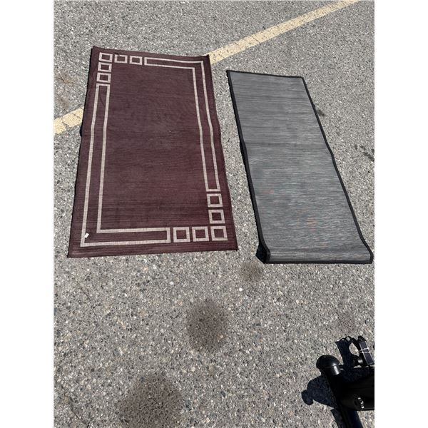 2 mats