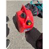 Image 1 : Fuel container