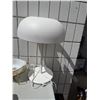 Image 1 : Lamp
