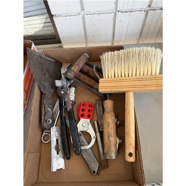 Assorted tools