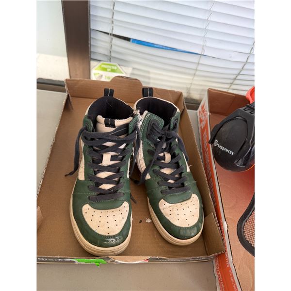 High tops children's