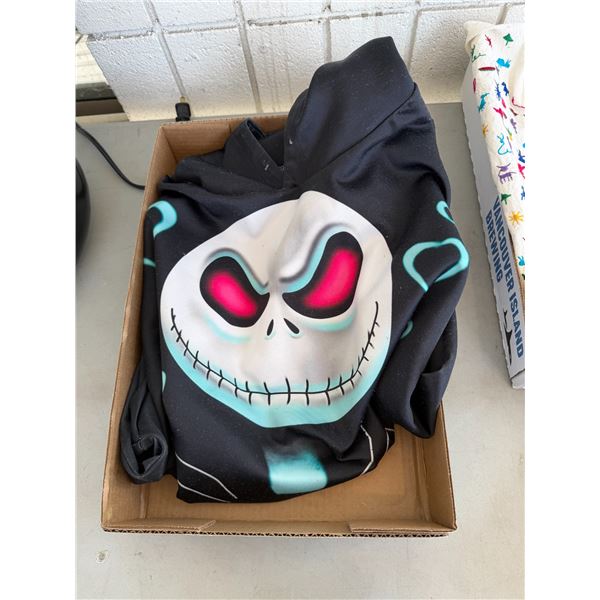 Hoodie size not shown