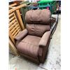 Image 1 : Lift chair