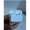 Image 1 : Apple AirPod pros C/W case