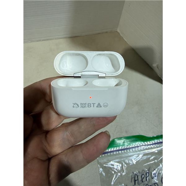 Apple AirPod Case