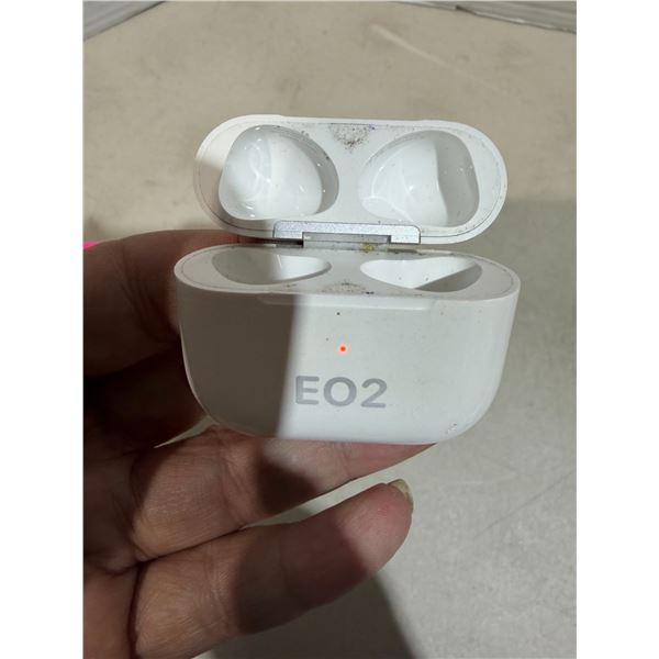Apple AirPod Pro case