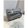 Image 1 : Small pet carrier grey