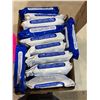 Image 1 : Hand sanitizing wipes