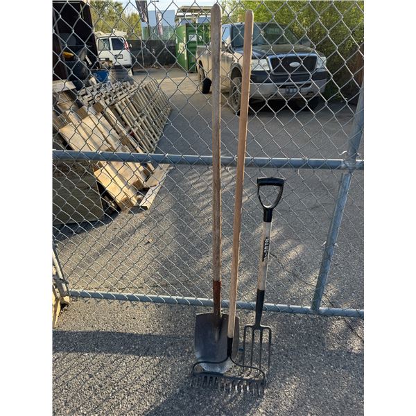 Pitchfork rake and shovel