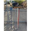 Image 1 : Brooms