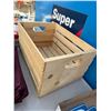 Image 1 : Wood crate