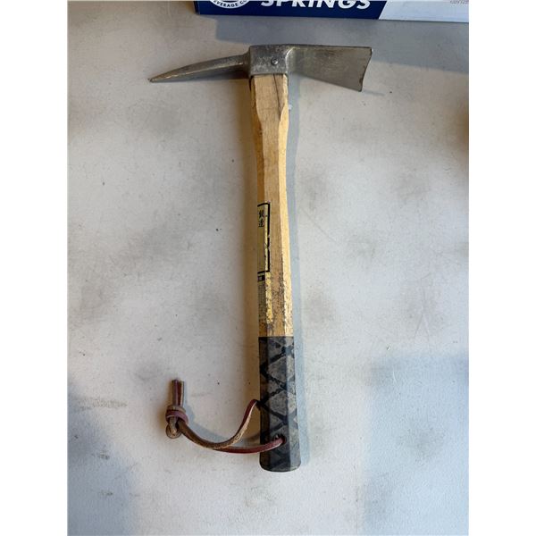 Pickax