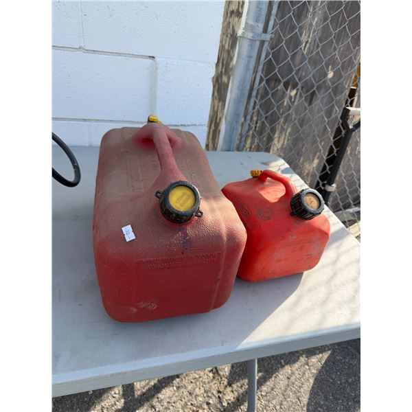 Fuel containers