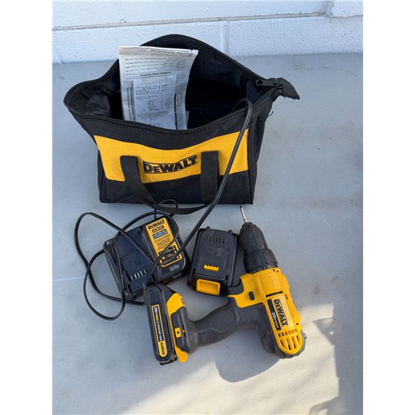 DeWalt drill with battery and charger