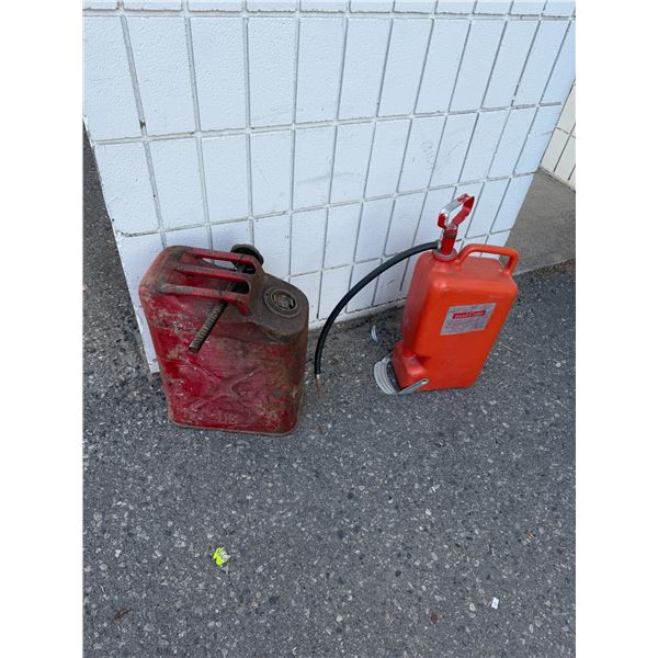 Fuel containers
