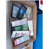 Image 1 : Health and beauty items