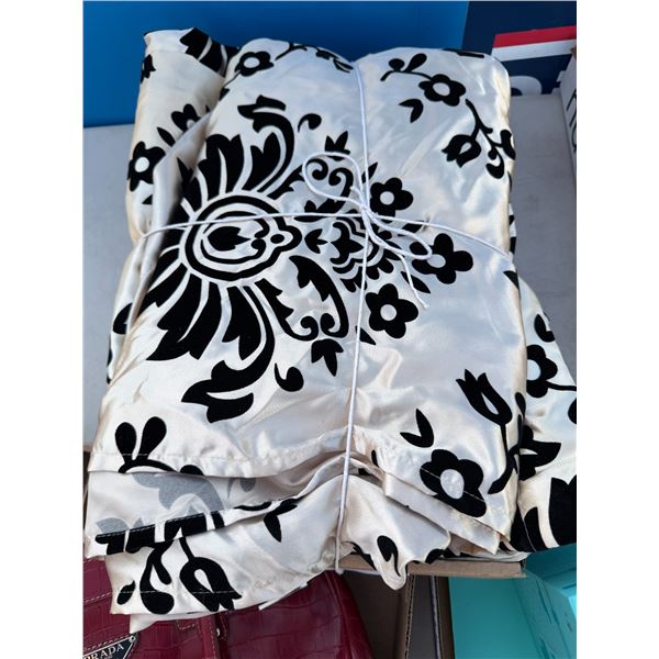 3 panel curtain curtains
