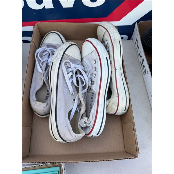 Converse men's size 7 All-Star men's size 5