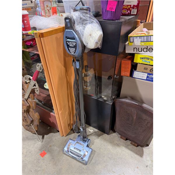 Rocket vacuum cleaner