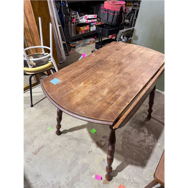 Drop side table 41 inches round
