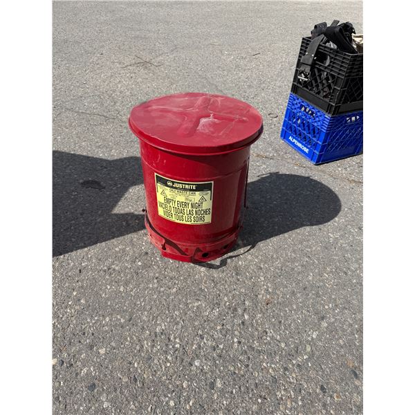 Oil Waste can