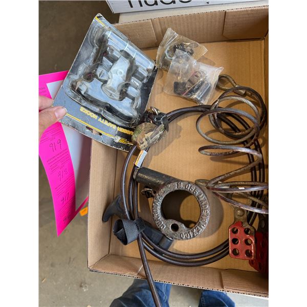 Rubber hooks and locks, etc.