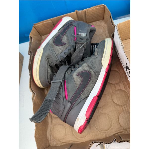 Nike size 7.5