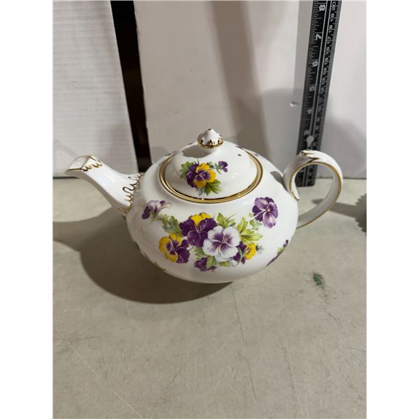 Teapot
