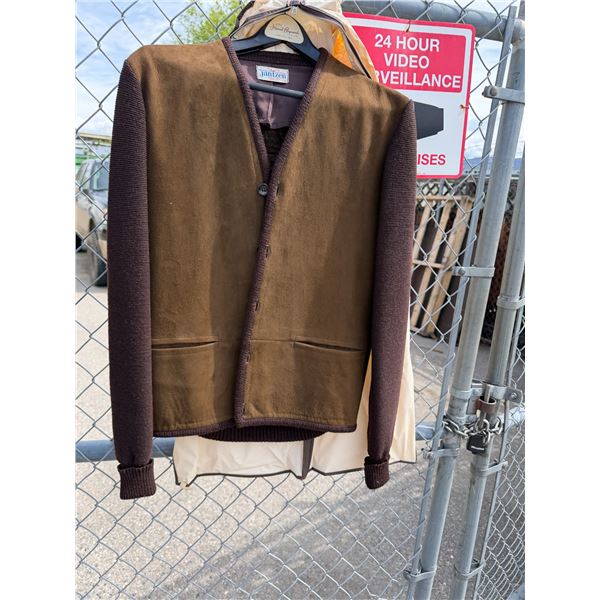 Vintage JANTZEN made in Canada medium