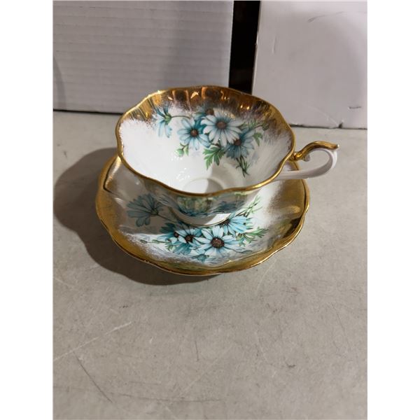 Royal, Albert, teacup and saucer